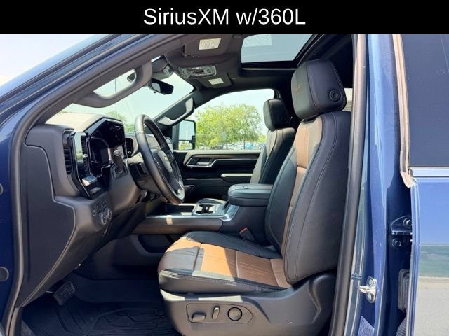 Used 2024 Chevrolet Silverado 2500 High Country w/ Technology Package AWD/4WD image 8