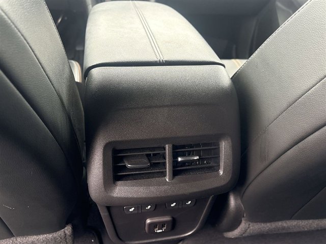 Certified 2022 Chevrolet Equinox Premier FWD image 21