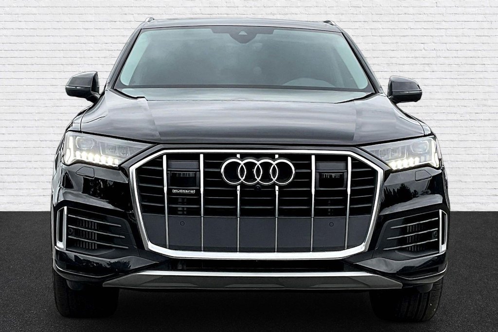 Used 2023 Audi Q7 3.0T Premium w/ Convenience Package AWD/4WD image 2
