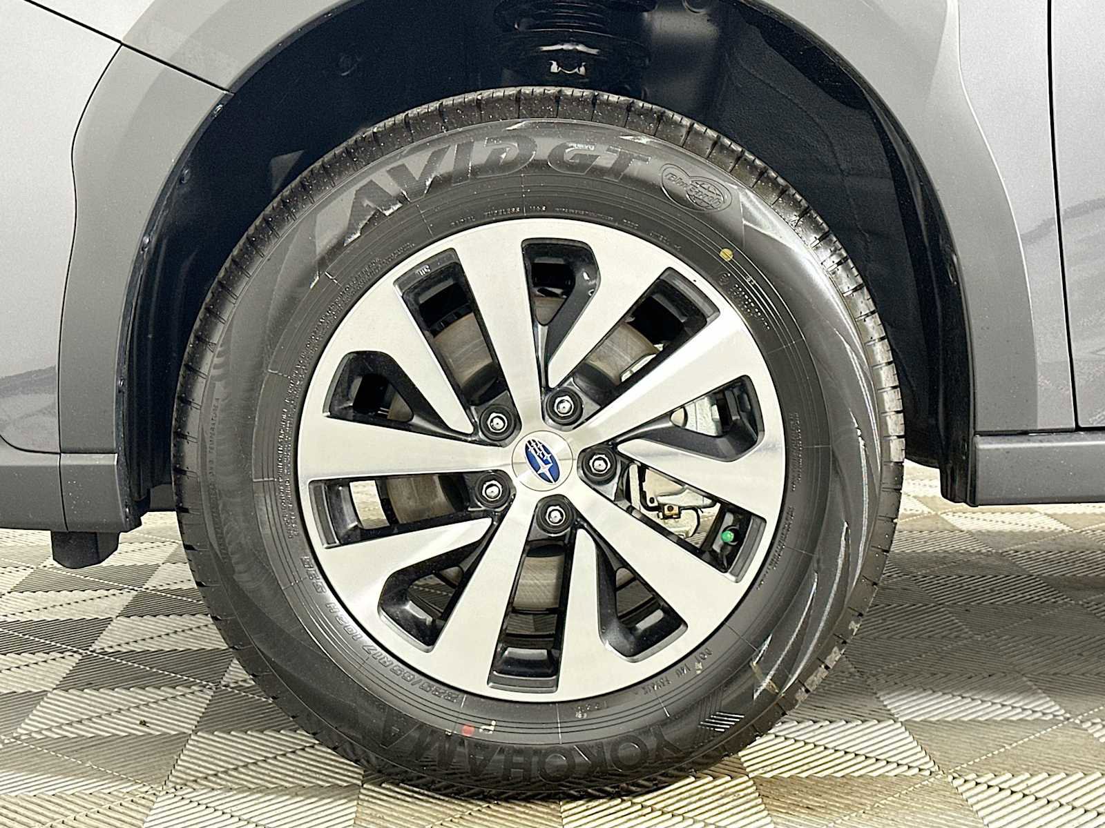 Certified 2025 Subaru Outback Premium image 28