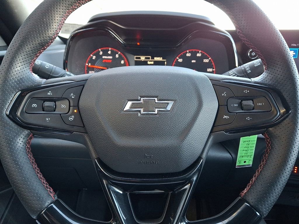 Used 2024 Chevrolet Trax RS w/ Sunroof Package FWD image 19