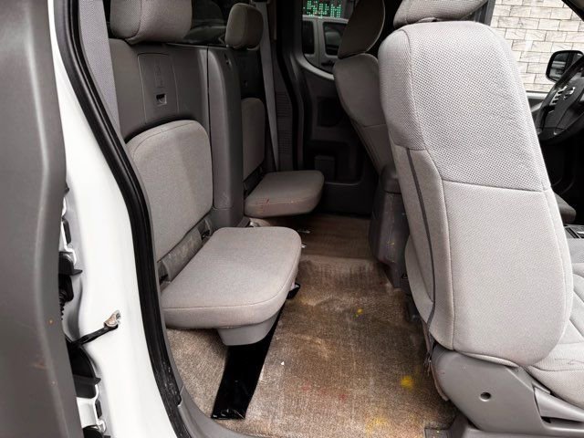 Used 2017 Nissan Frontier S image 28