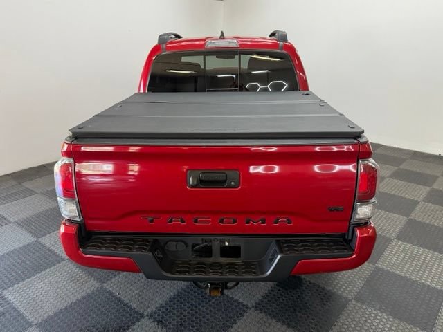 Used 2022 Toyota Tacoma TRD Sport AWD/4WD image 36