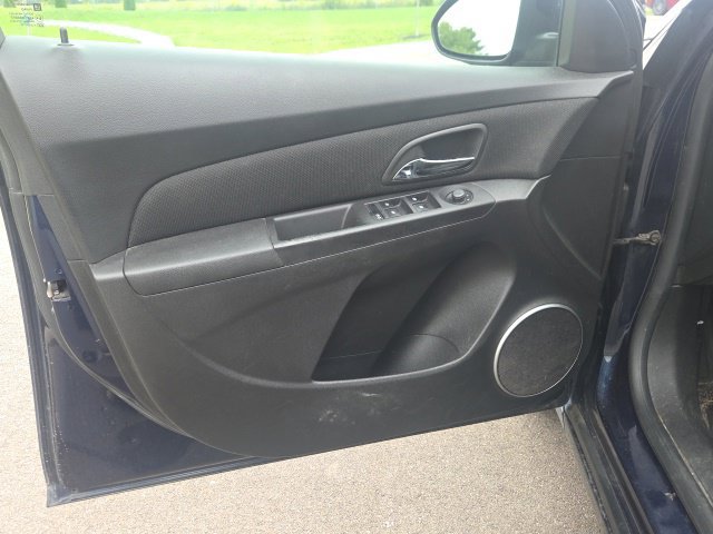 Used 2011 Chevrolet Cruze LT FWD image 18