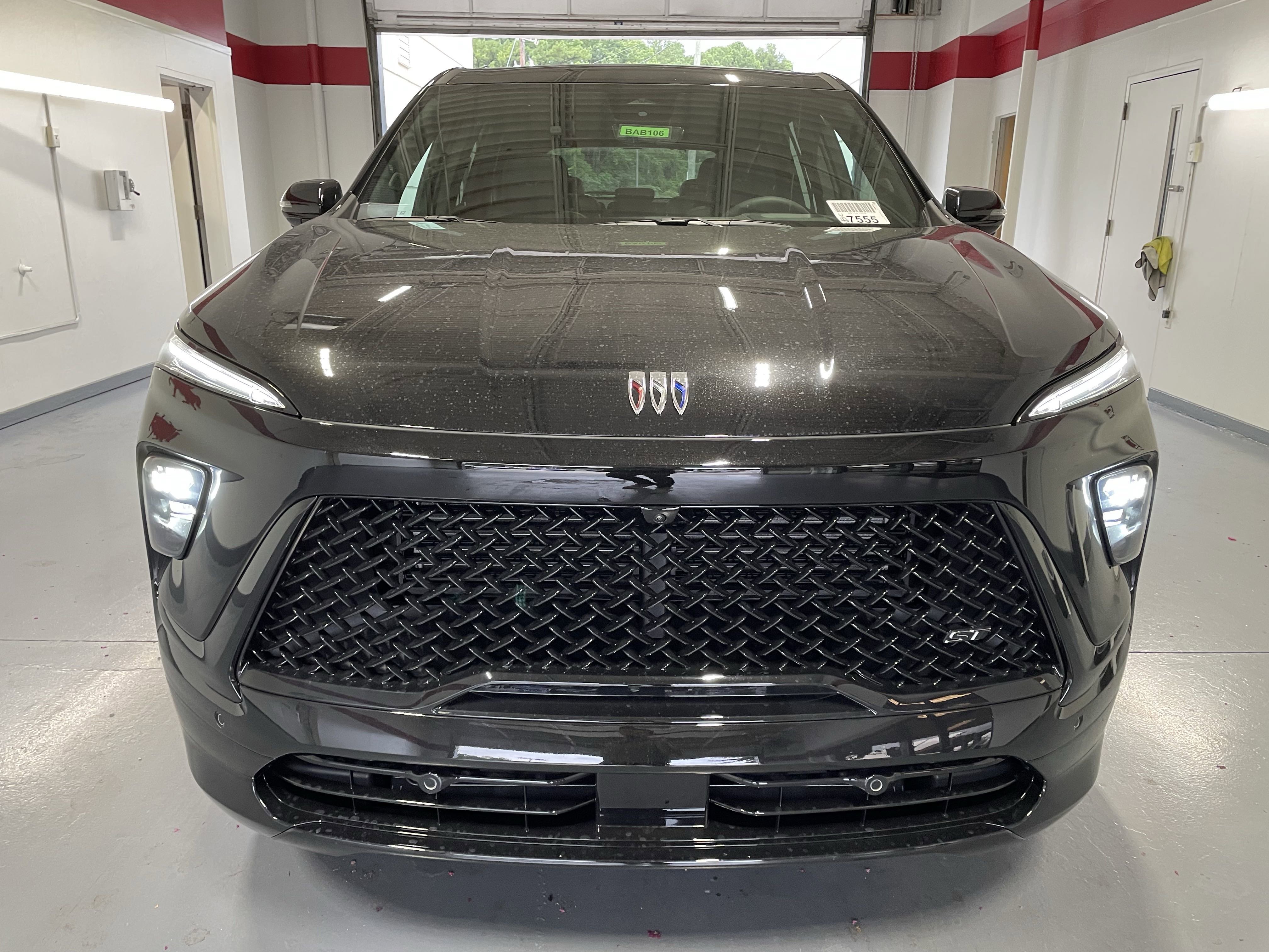 New 2026 Buick Enclave Sport Touring w/ Super Cruise Package image 2