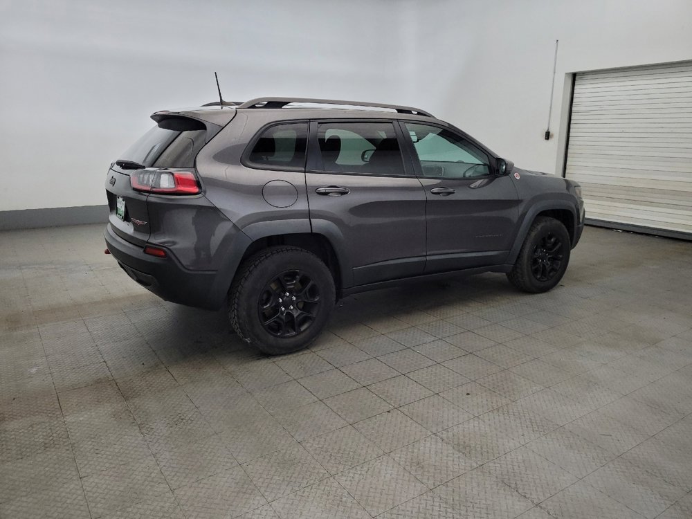 Used 2019 Jeep Cherokee Trailhawk image 10