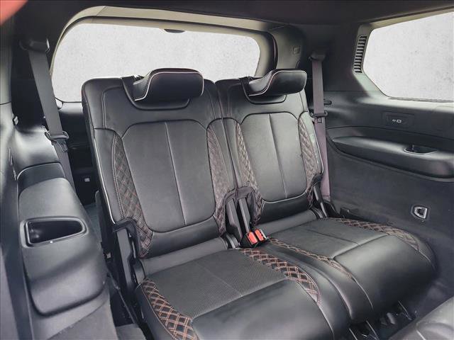 Used 2023 Jeep Grand Cherokee L Summit w/ Advanced Protech Group IV image 17