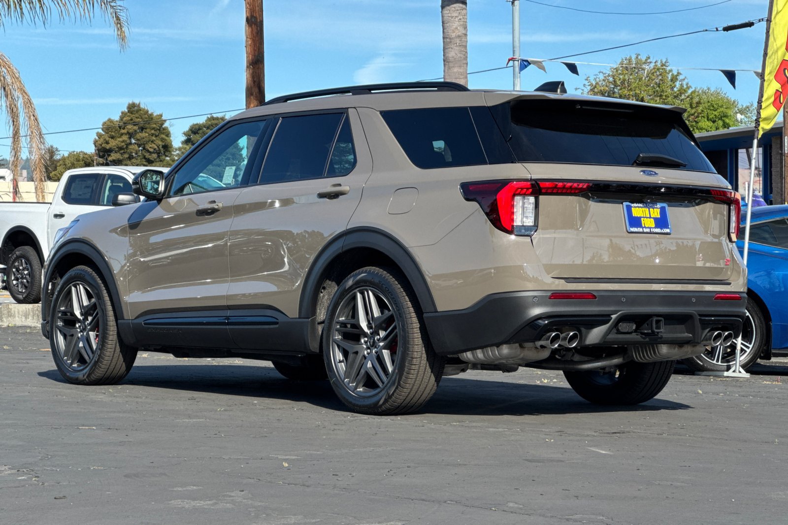 New 2026 Ford Explorer ST w/ Sun And Sound Package AWD/4WD image 6