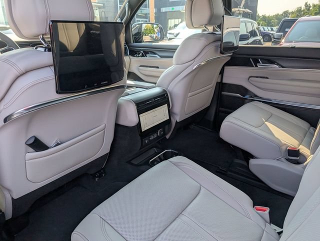 New 2026 Jeep Grand Wagoneer Summit w/ Rear Seat Video Group I AWD/4WD image 24