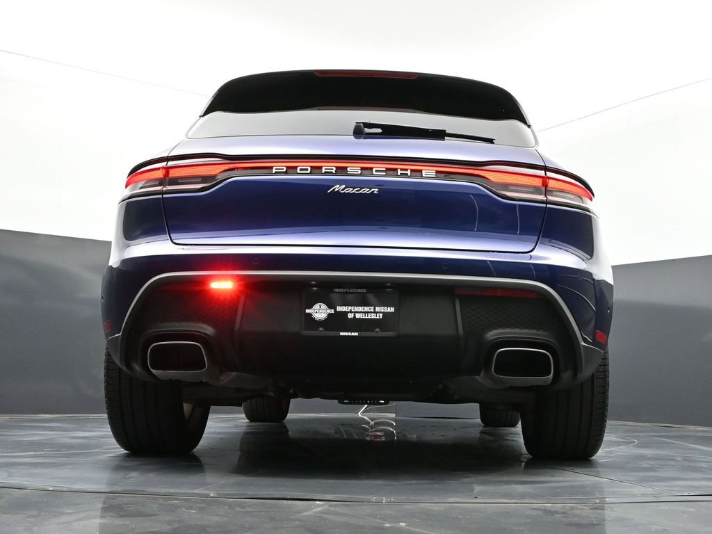 Used 2025 Porsche Macan image 57