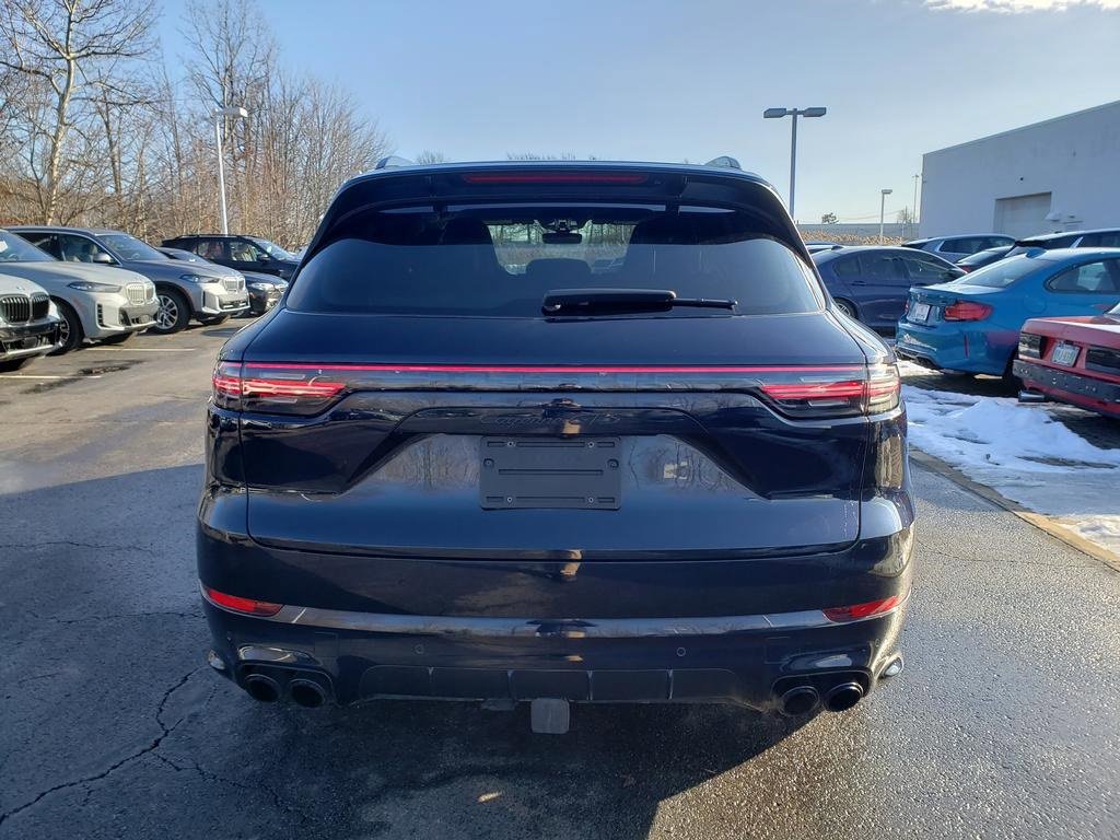 Used 2022 Porsche Cayenne GTS w/ Sport Chrono Package (8LH) image 6