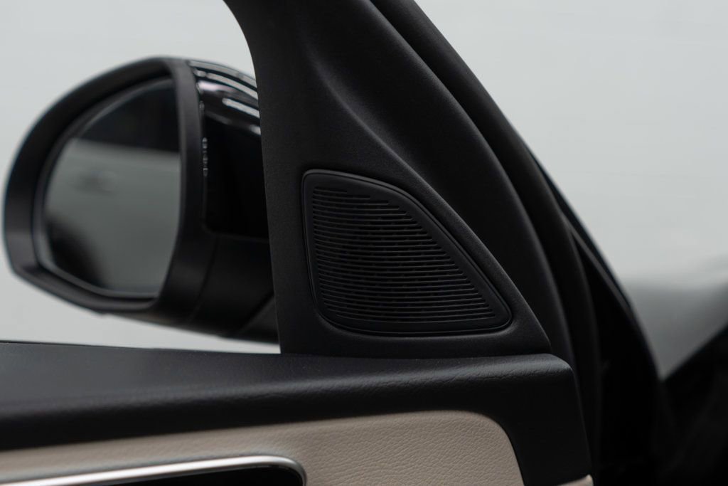 Used 2023 Mercedes-Benz C 300 C 300 4MATIC Sedan w/ Pinnacle Trim Package image 52