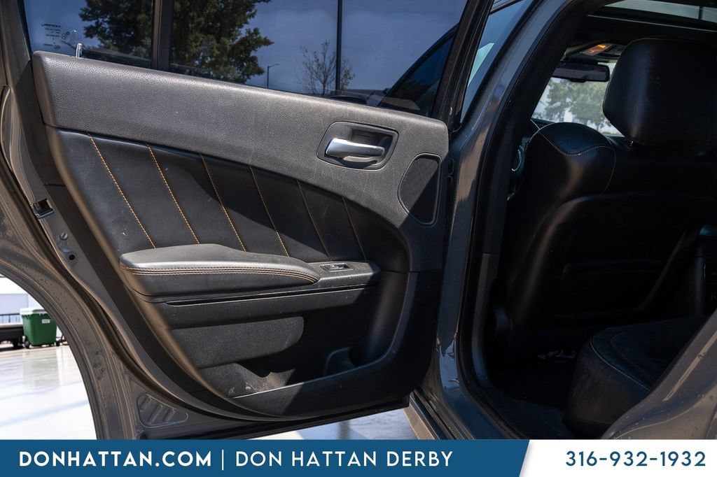 Used 2017 Dodge Charger R/T RWD image 20