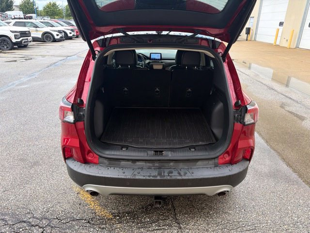 Used 2020 Ford Escape Titanium w/ Titanium Premium Package 2.0 AWD/4WD image 15