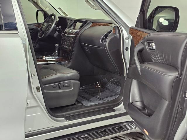 Used 2017 Nissan Armada Platinum RWD image 13
