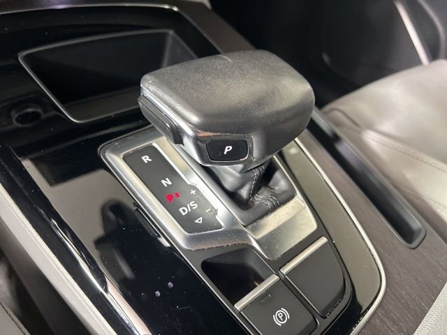 Used 2022 Audi Q5 2.0T Premium w/ Convenience Package image 25