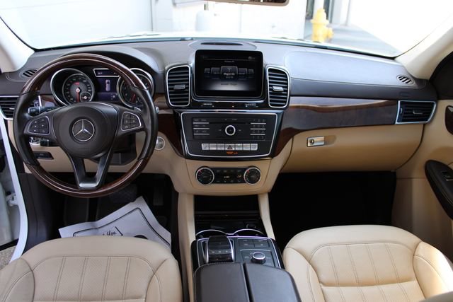 Used 2017 Mercedes-Benz GLS 450 4MATIC image 26