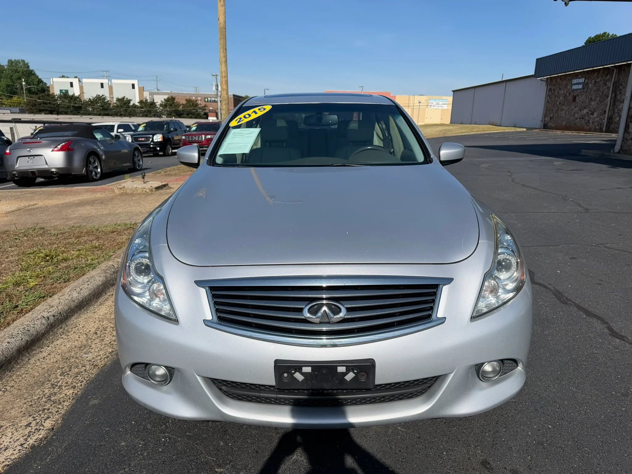 Used 2015 INFINITI Q40 AWD w/ Navigation Package image 2