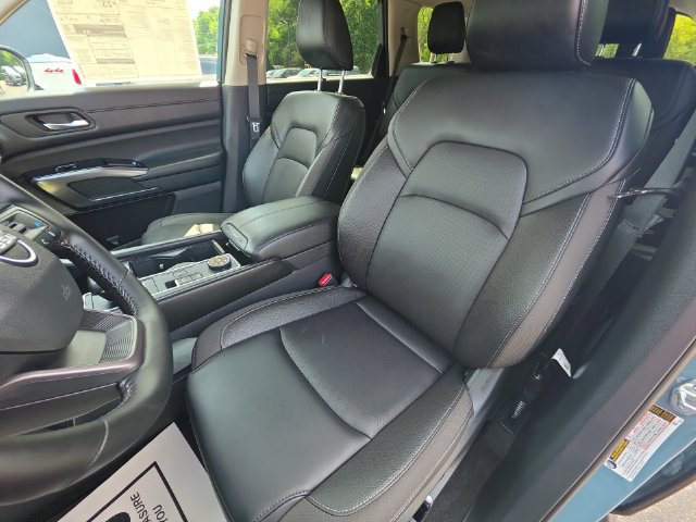 New 2026 Nissan Pathfinder SL w/ SL Premium Package AWD/4WD image 11