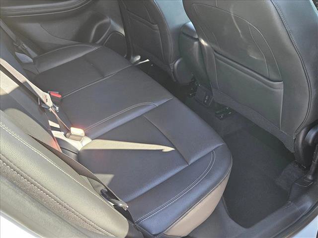 Used 2024 Buick Encore GX Sport Touring FWD image 17