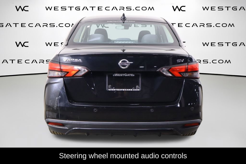 Used 2021 Nissan Versa SV image 4