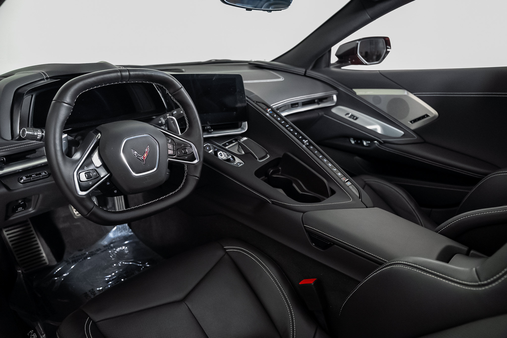 Used 2022 Chevrolet Corvette Stingray Preferred Conv w/ Z51 Performance Package RWD image 2