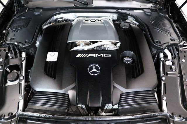 Used 2022 Mercedes-Benz SL 55 AMG 4MATIC image 34