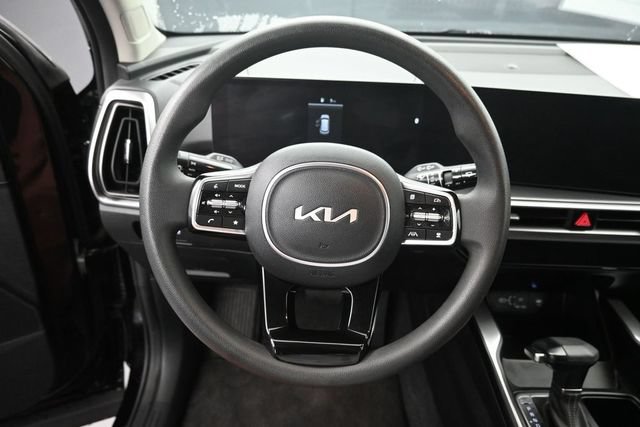 Used 2024 Kia Sorento LX FWD image 21