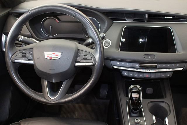 Used 2023 Cadillac XT4 Premium Luxury w/ Enhanced Visibility Package image 16