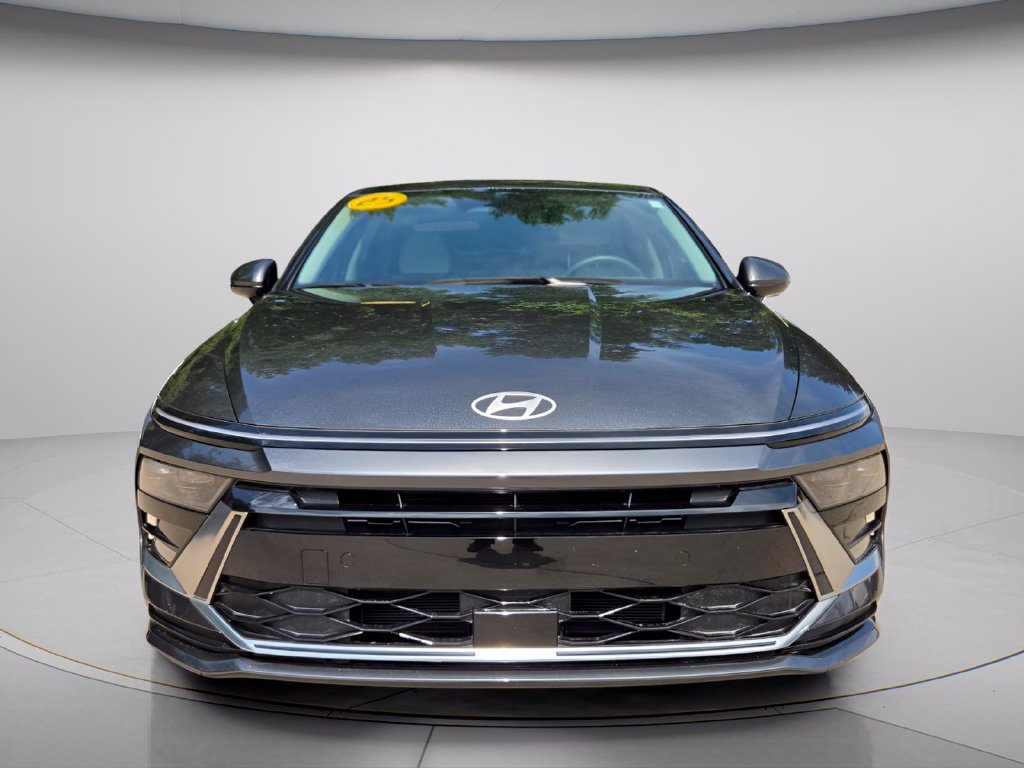 Used 2025 Hyundai Sonata SEL FWD image 4