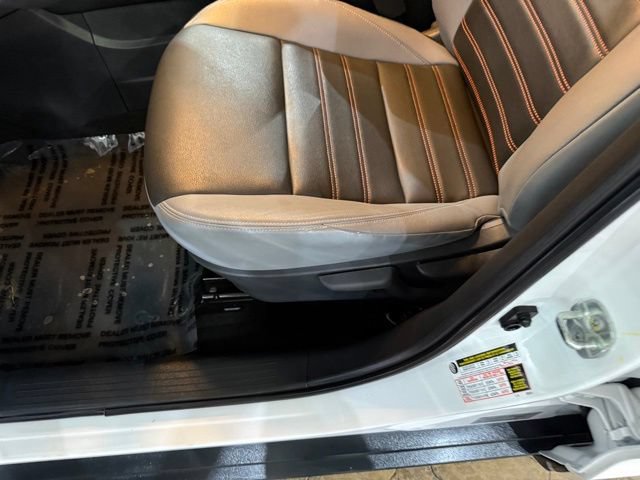 Used 2023 Nissan Kicks SR w/ SR Premium Package FWD image 24