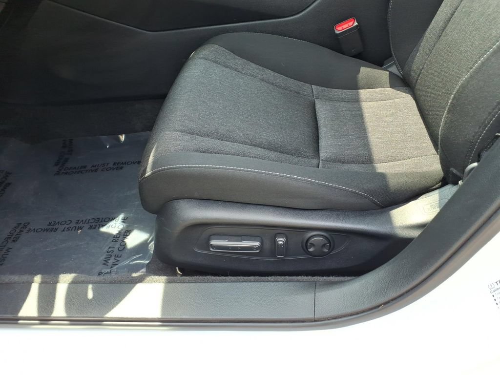 Certified 2023 Honda Accord EX image 14