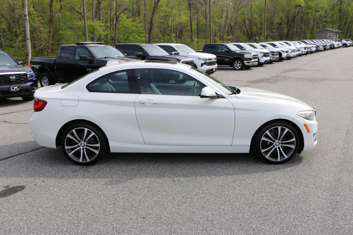 Used 2017 BMW 230i Coupe RWD image 9