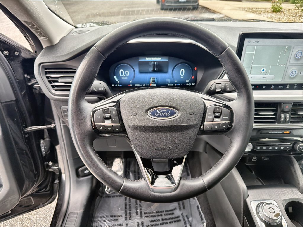 Used 2024 Ford Escape Platinum AWD/4WD image 11