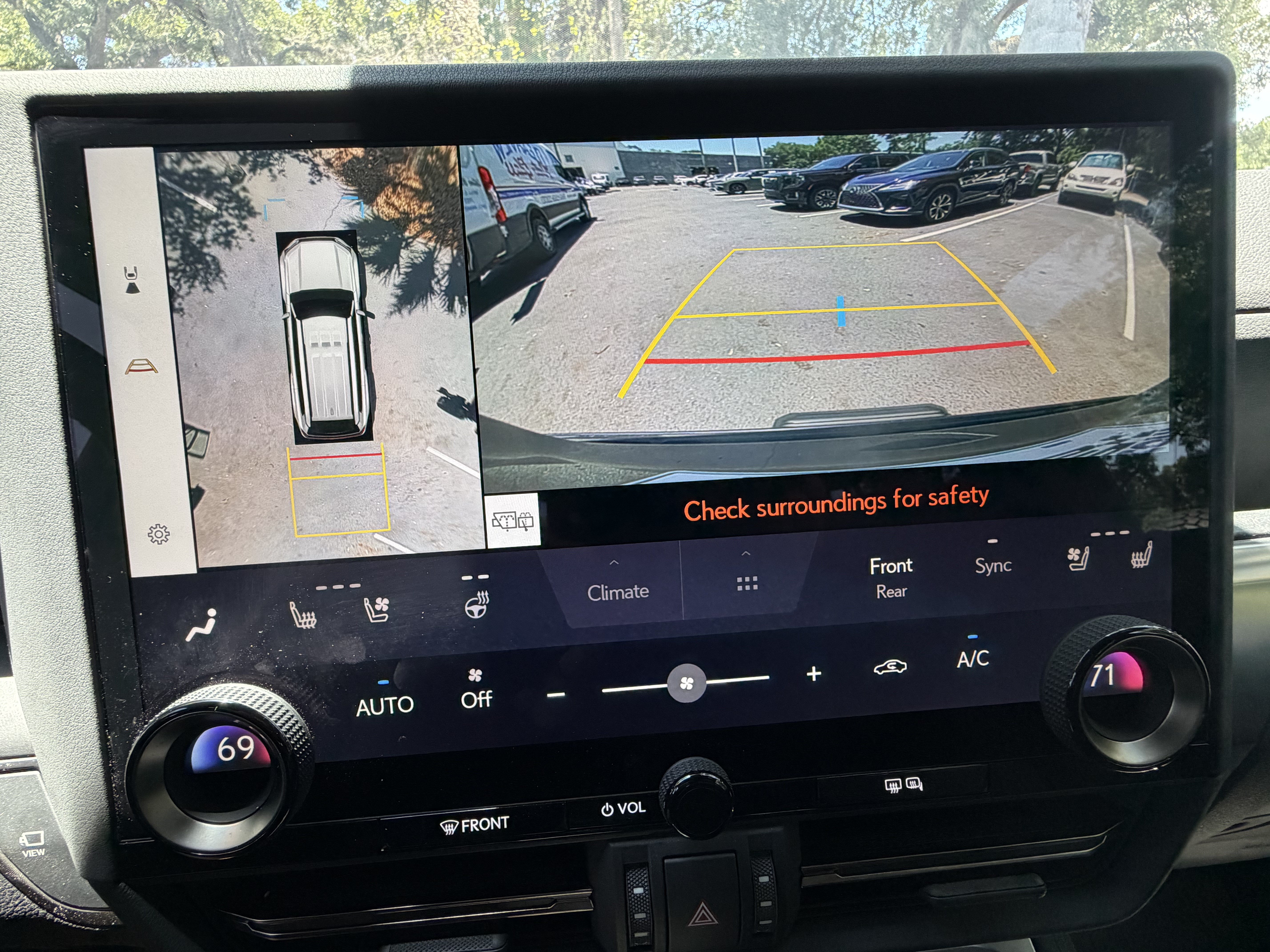 Used 2024 Lexus GX 550 w/ Accessory Package (Z1) AWD/4WD image 26