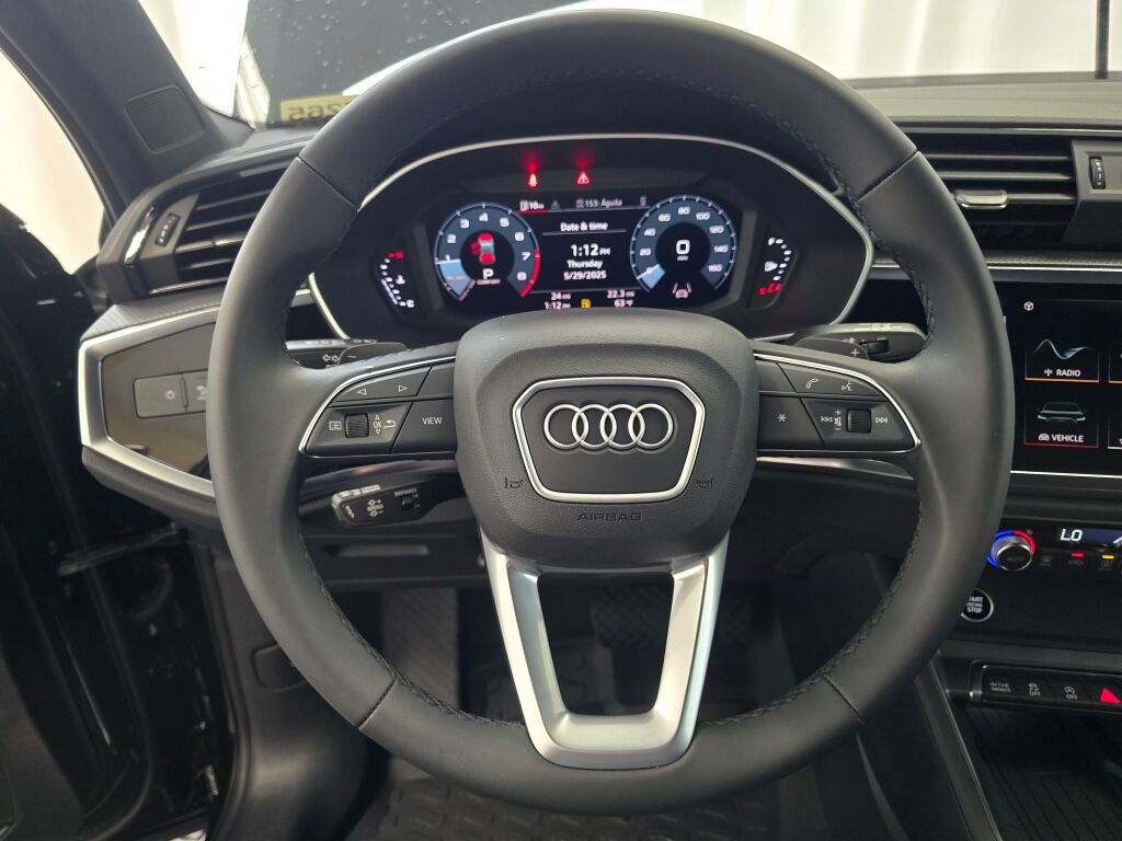 New 2025 Audi Q3 2.0T Premium image 14