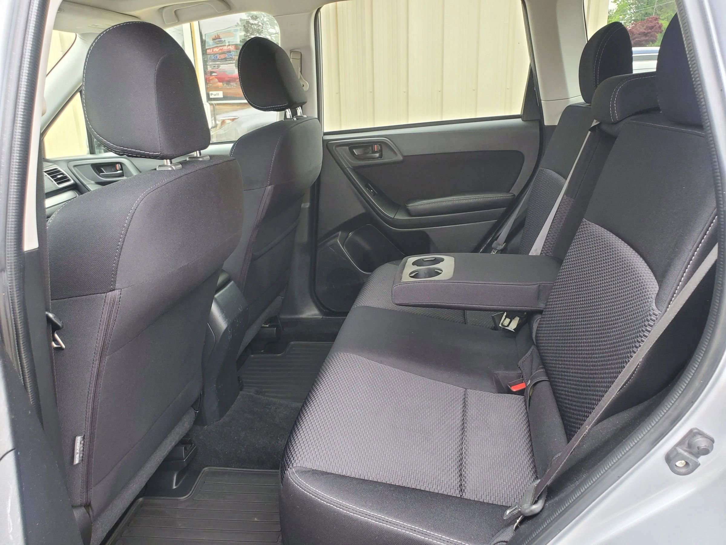 Used 2016 Subaru Forester 2.5i Premium w/ All-Weather Package AWD/4WD image 5