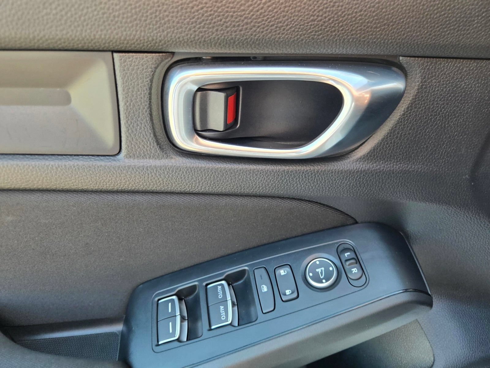 Used 2025 Honda Civic Sport image 17