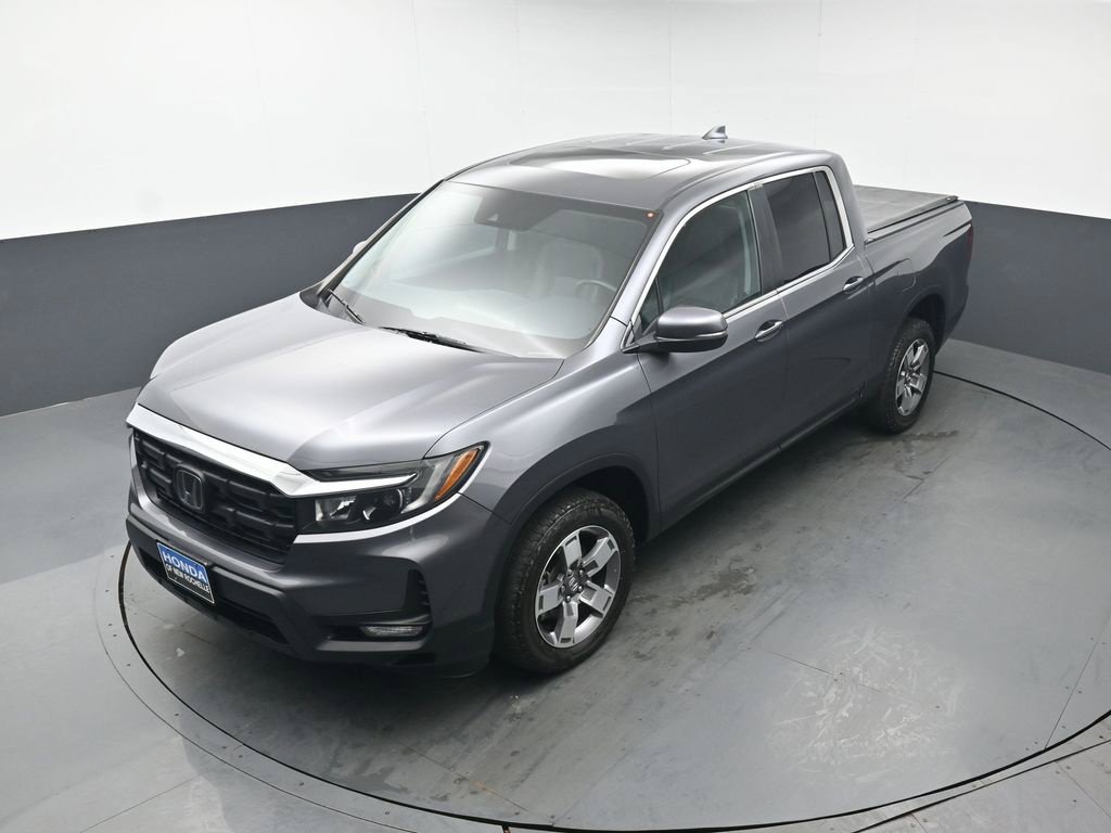 Certified 2025 Honda Ridgeline RTL image 36