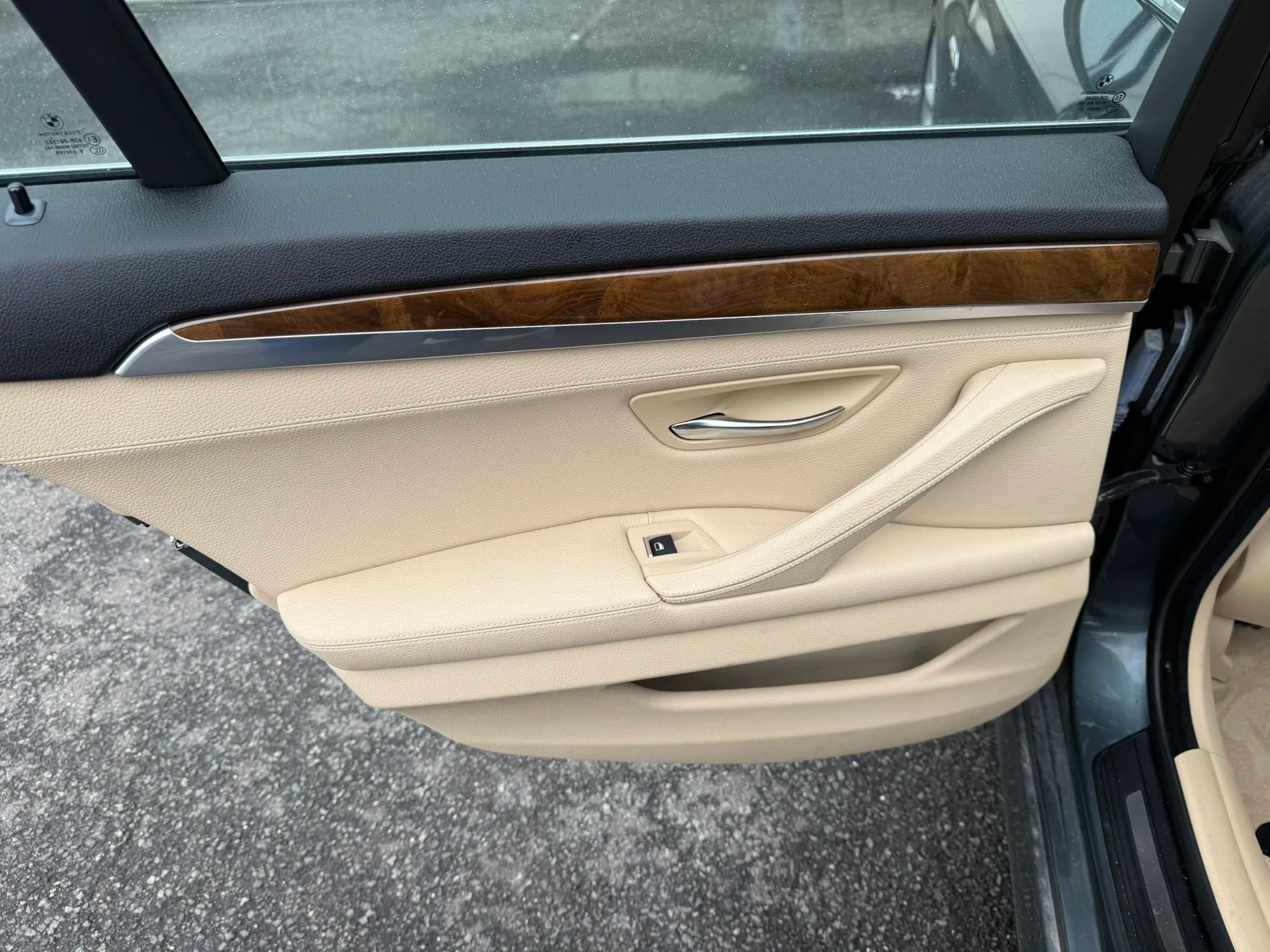 Used 2012 BMW 528i xDrive Sedan AWD/4WD image 28