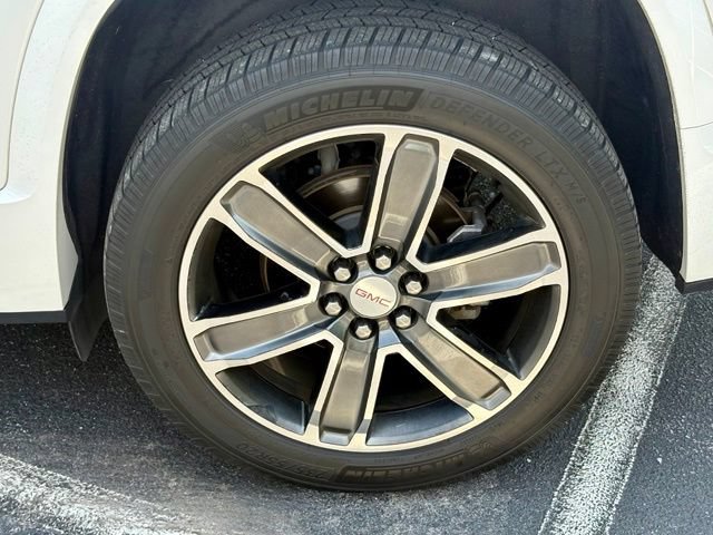 Used 2018 GMC Acadia Denali w/ Technology Package FWD image 31