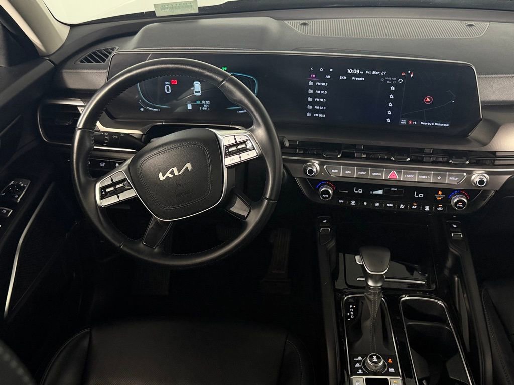 Used 2025 Kia Telluride S image 12