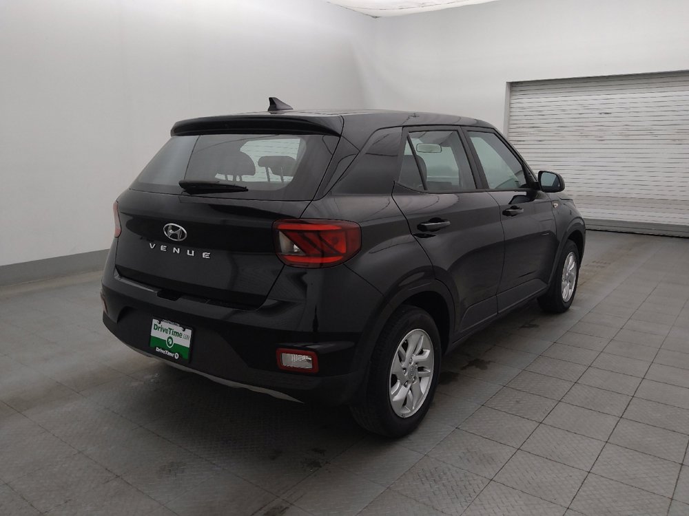 Used 2021 Hyundai Venue SE FWD image 9
