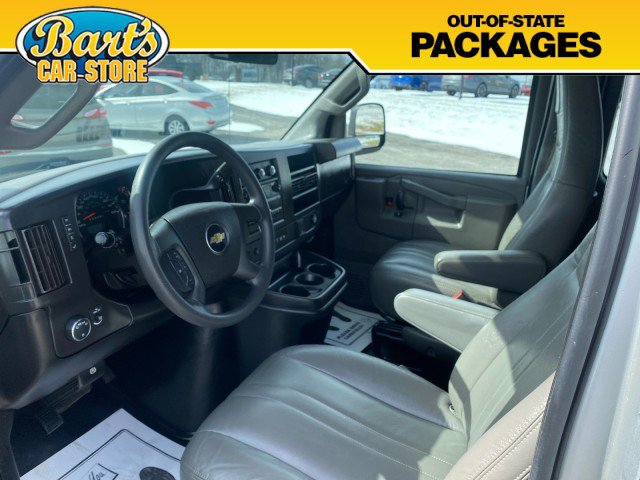 Used 2019 Chevrolet Express 3500 LS RWD image 23