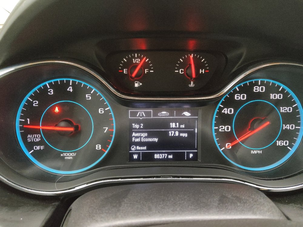 Used 2018 Chevrolet Cruze LT image 23