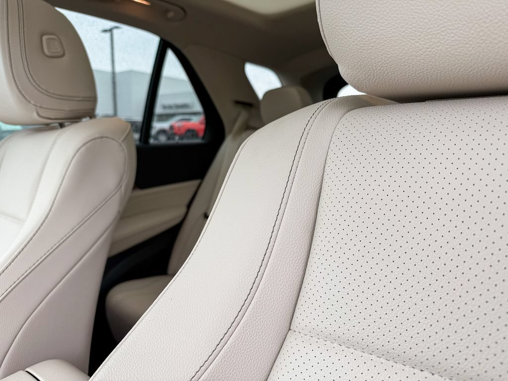 Certified 2025 Mercedes-Benz GLE 350 4MATIC image 23