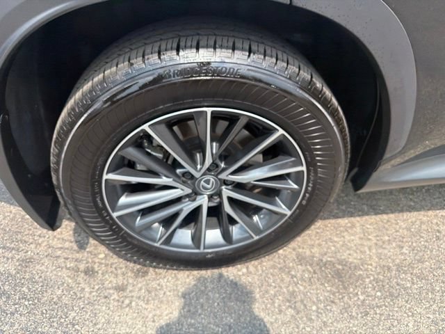 Certified 2025 Lexus NX 350h AWD w/ Accessory Package (Z2) image 40