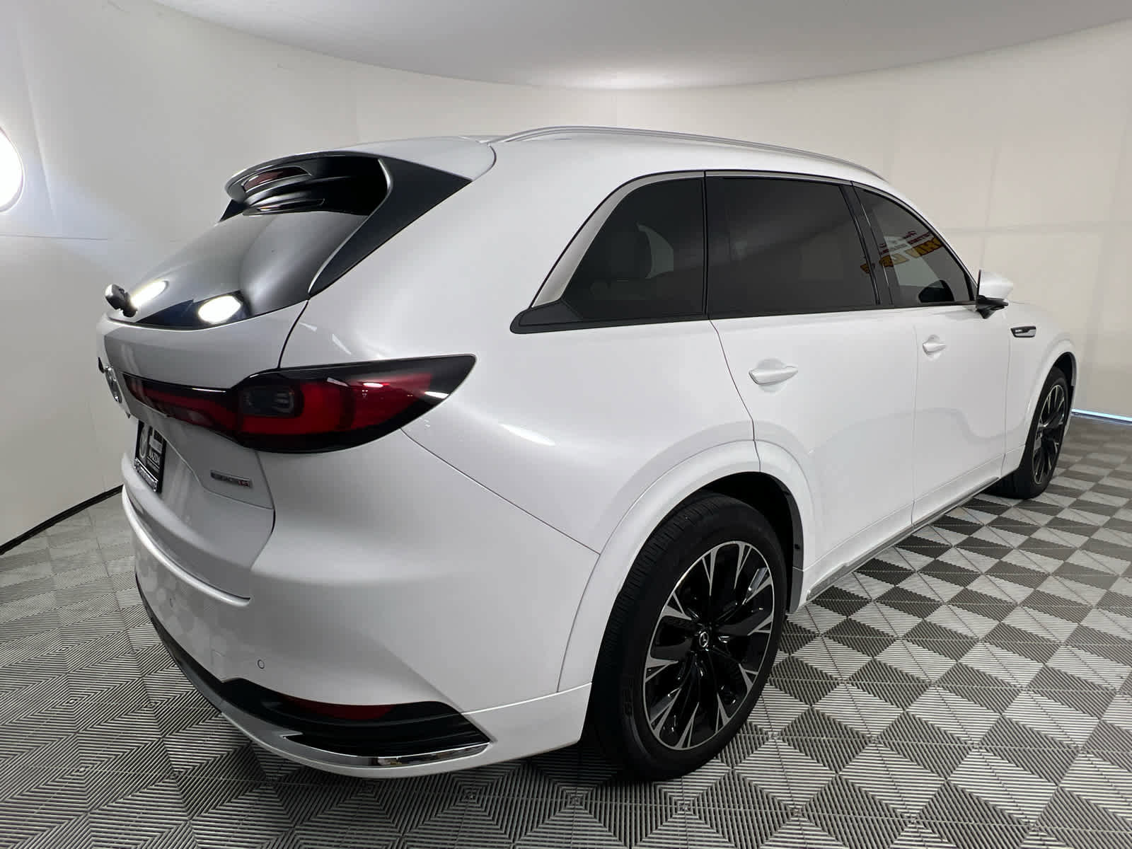 Certified 2024 MAZDA CX-90 3.3 Turbo S w/ Premium Plus AWD/4WD image 9
