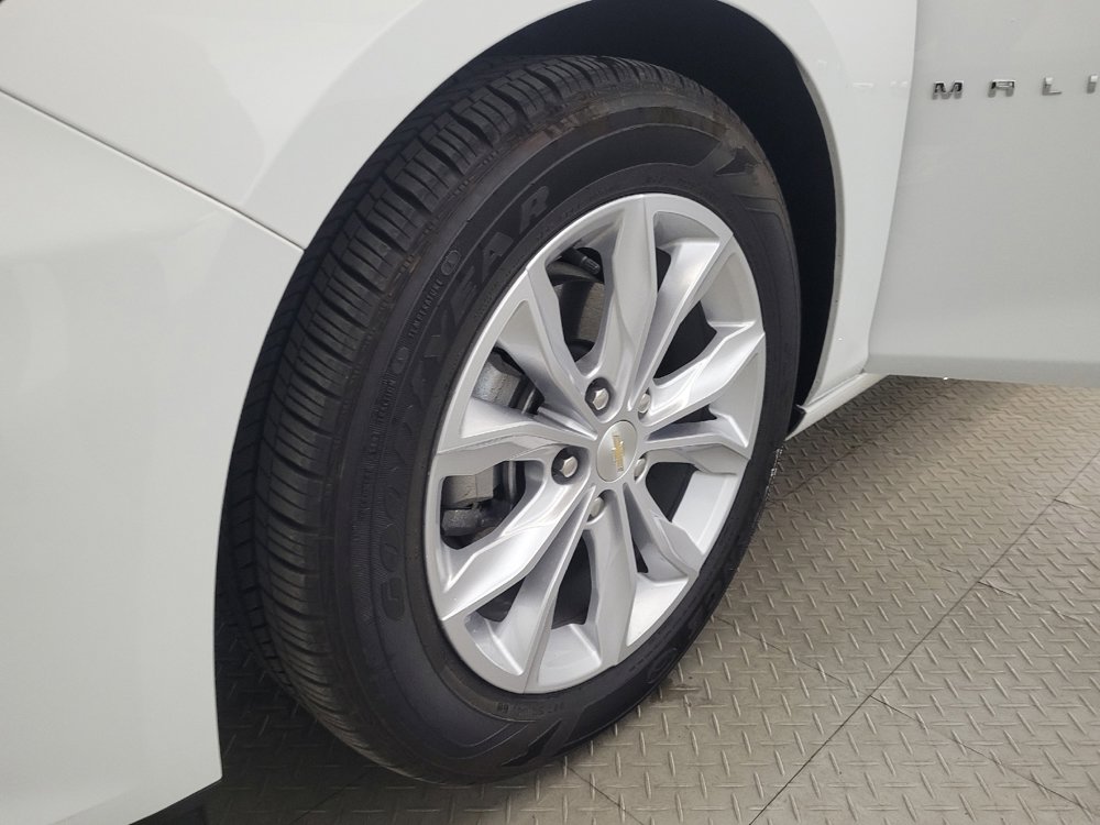 Used 2019 Chevrolet Malibu LT FWD image 31