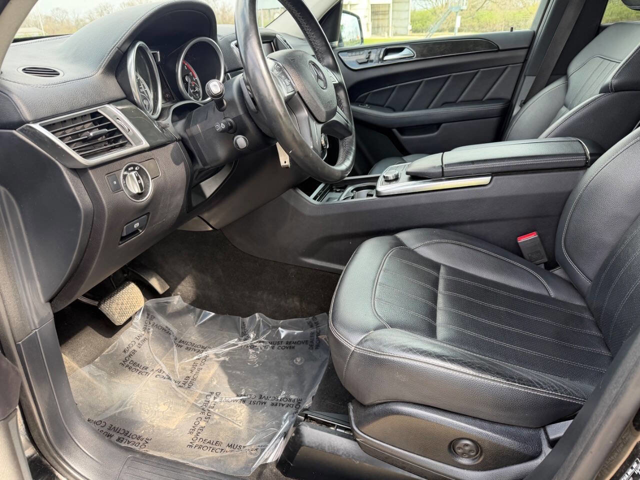 Used 2016 Mercedes-Benz GL 320 BlueTEC 4MATIC w/ Premium I Package image 11